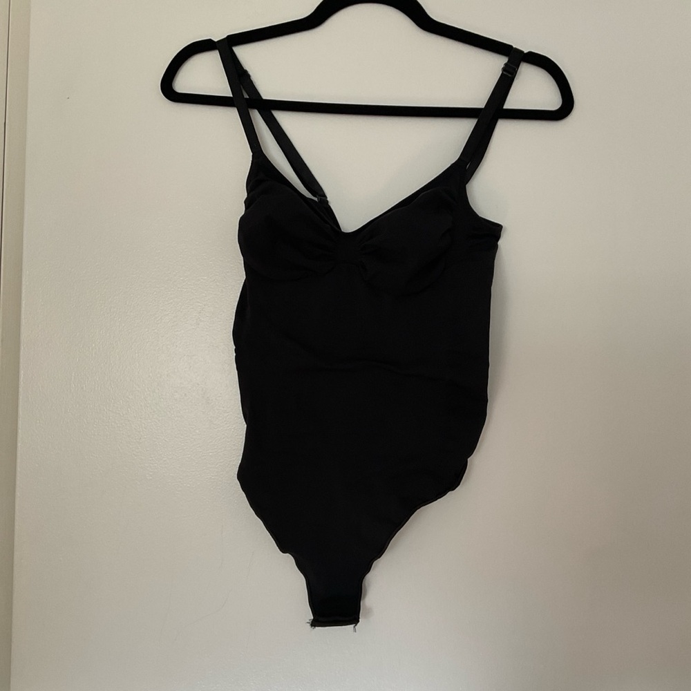 Skims thong bodysuit 2XL